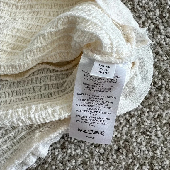 Urban Outfitters Button Up Crop Top - Picture 2 of 5